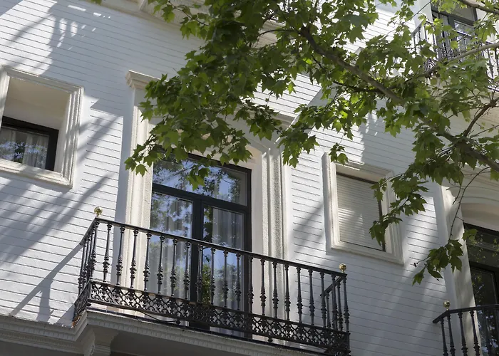 Petit Palace Puerta De Triana